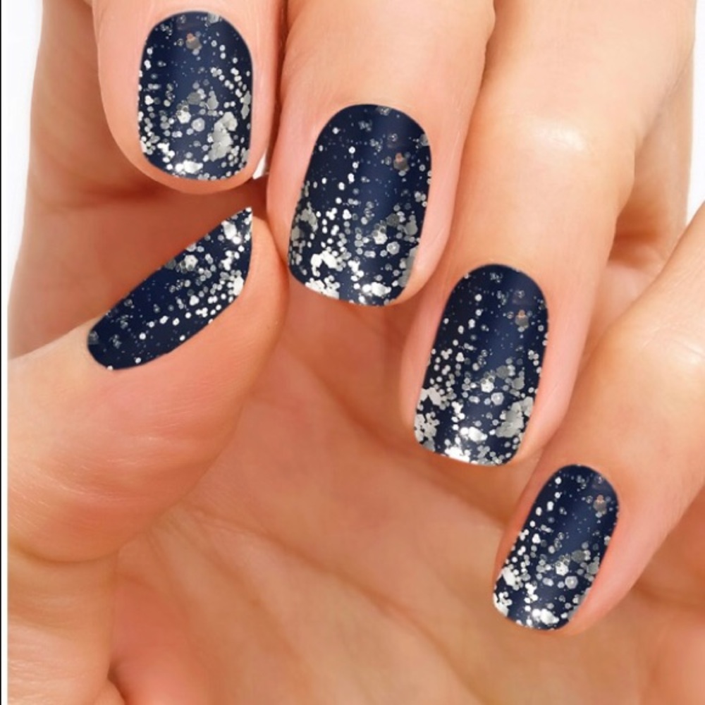 Lisbon Nights Color Street Nail Set